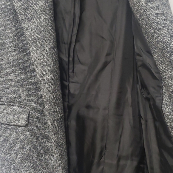 Jacket - Picture 3 of 6